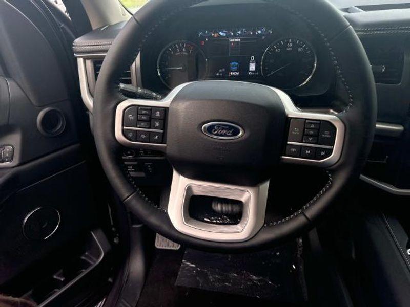 new 2024 Ford Expedition car, priced at $60,787