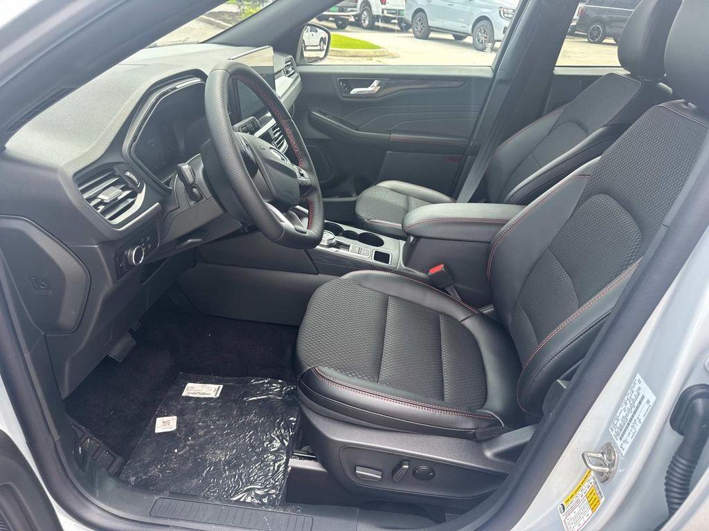 new 2025 Ford Escape car, priced at $31,683