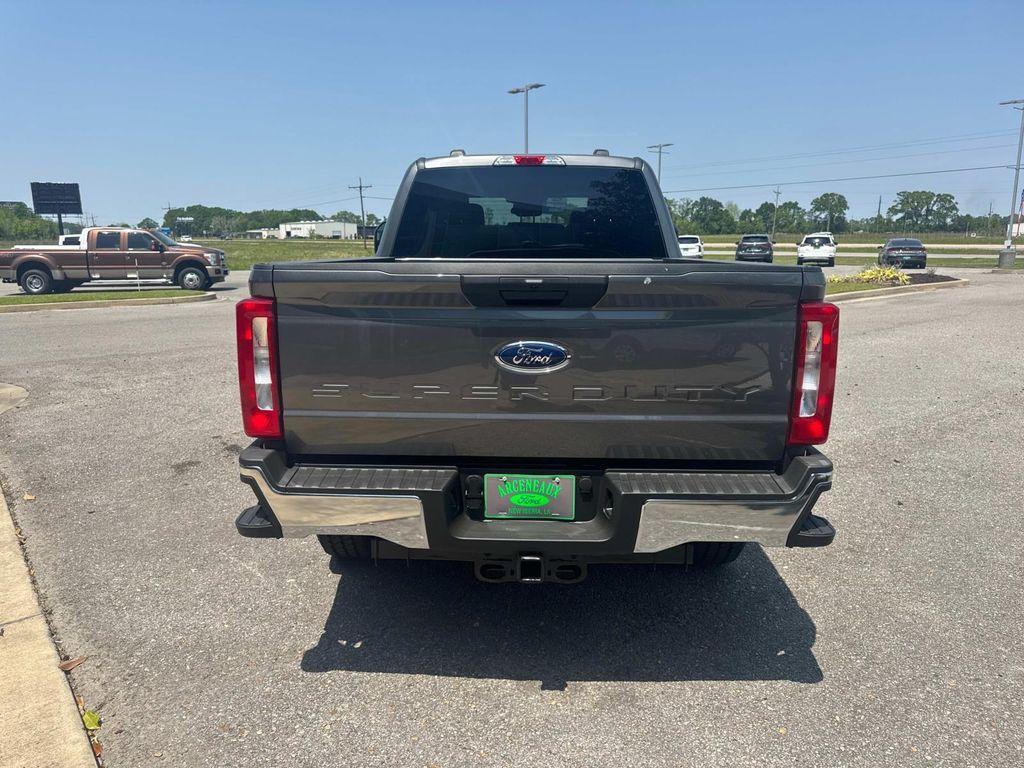 new 2025 Ford F-250 car, priced at $71,390