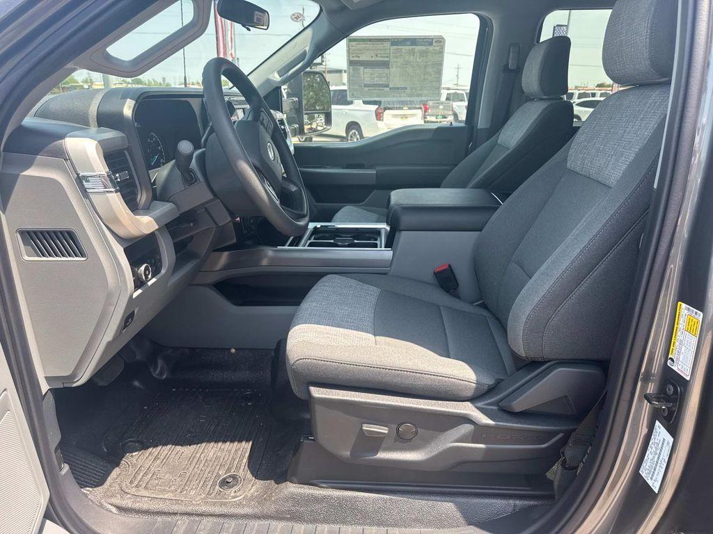 new 2025 Ford F-250 car, priced at $71,390