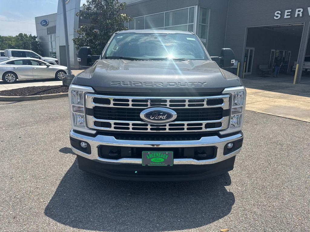 new 2025 Ford F-250 car, priced at $71,390