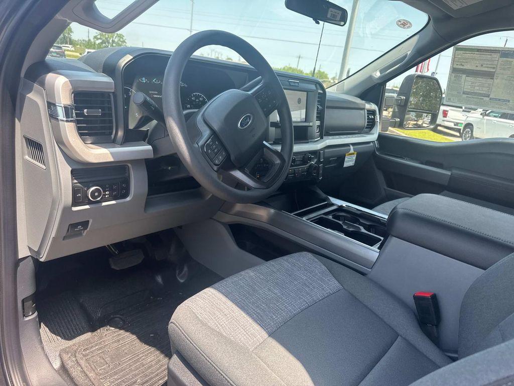 new 2025 Ford F-250 car, priced at $71,390