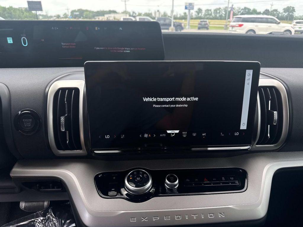 new 2025 Ford Expedition car, priced at $69,735