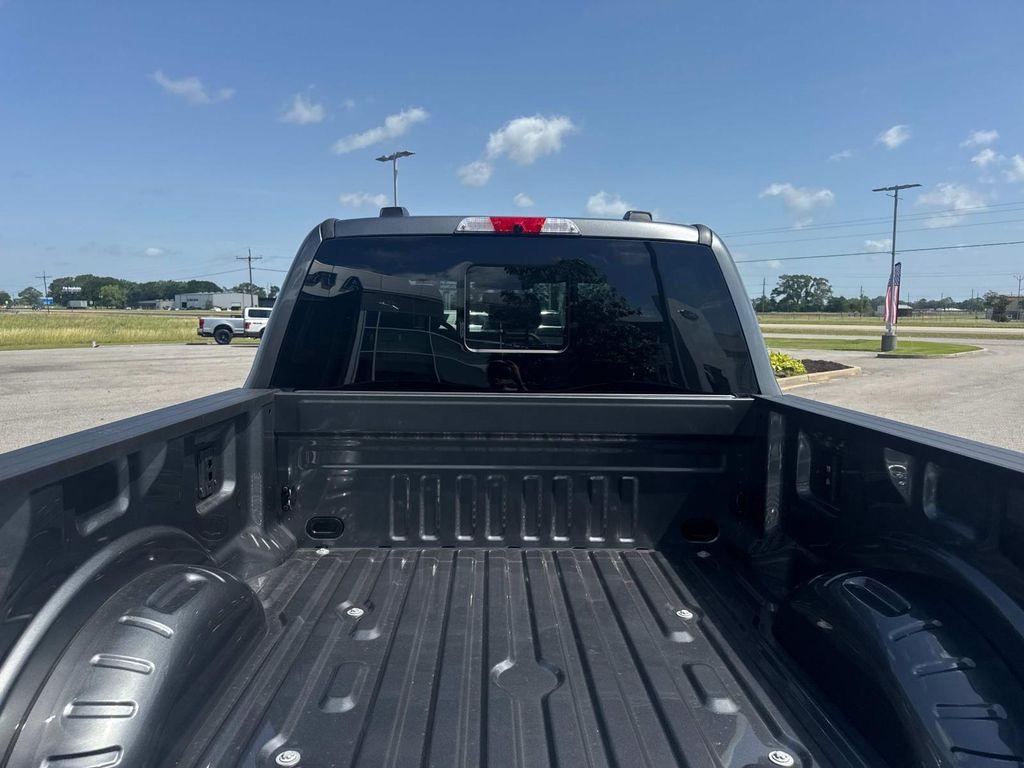 new 2025 Ford F-250 car