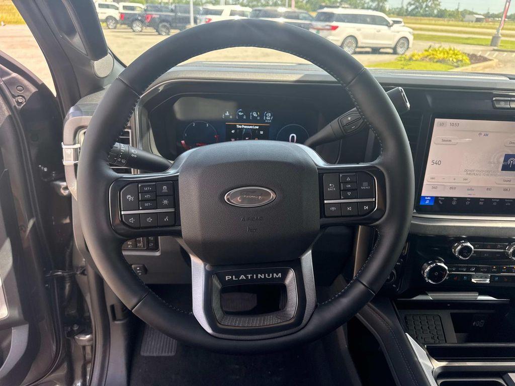 new 2025 Ford F-250 car