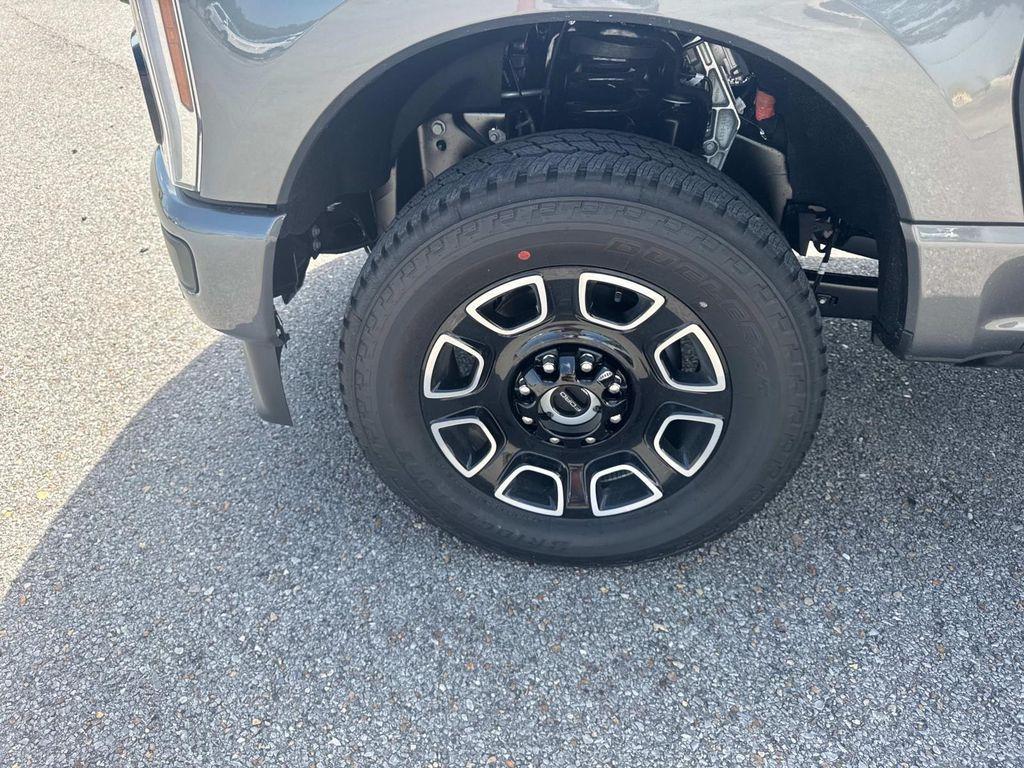 new 2025 Ford F-250 car