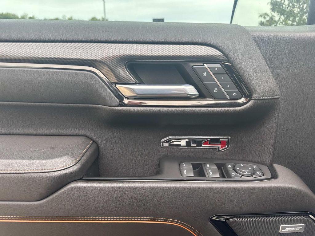 used 2022 GMC Sierra 1500 car, priced at $52,807