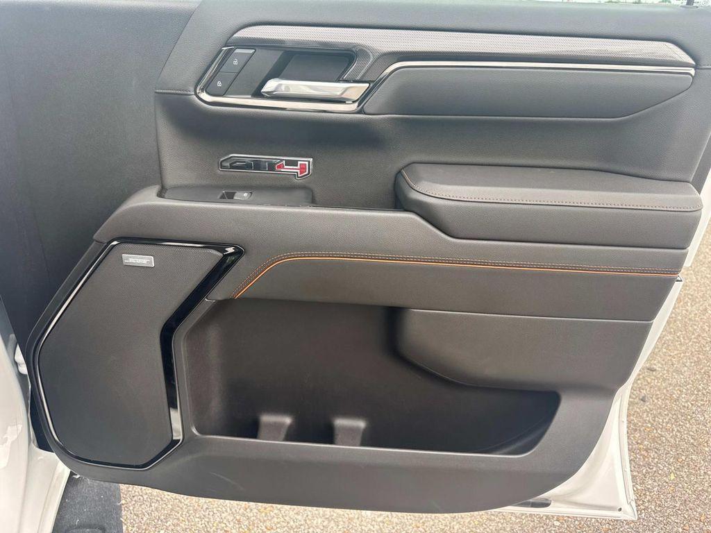 used 2022 GMC Sierra 1500 car, priced at $52,807