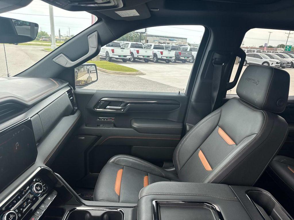 used 2022 GMC Sierra 1500 car, priced at $52,807
