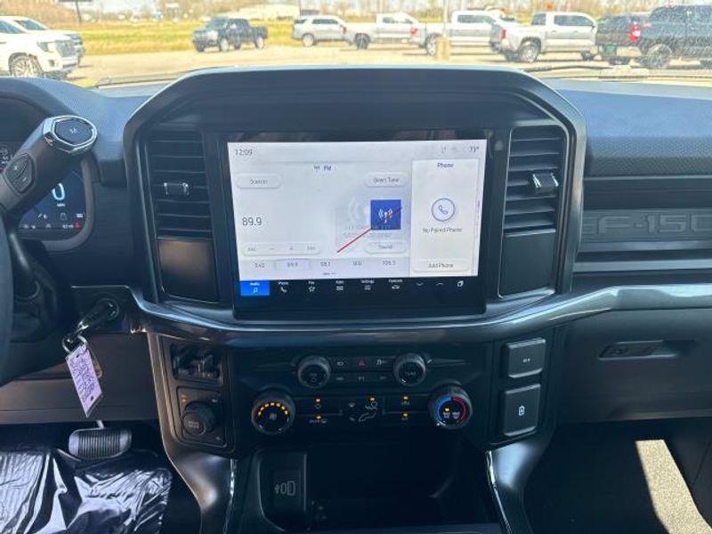 new 2025 Ford F-150 car, priced at $48,106