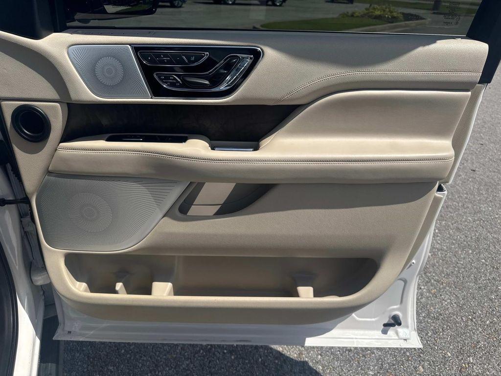used 2019 Lincoln Navigator car, priced at $32,699