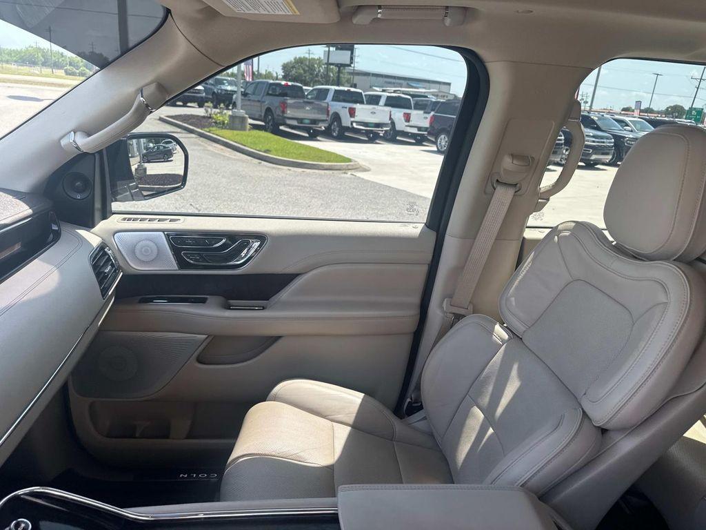 used 2019 Lincoln Navigator car, priced at $32,699
