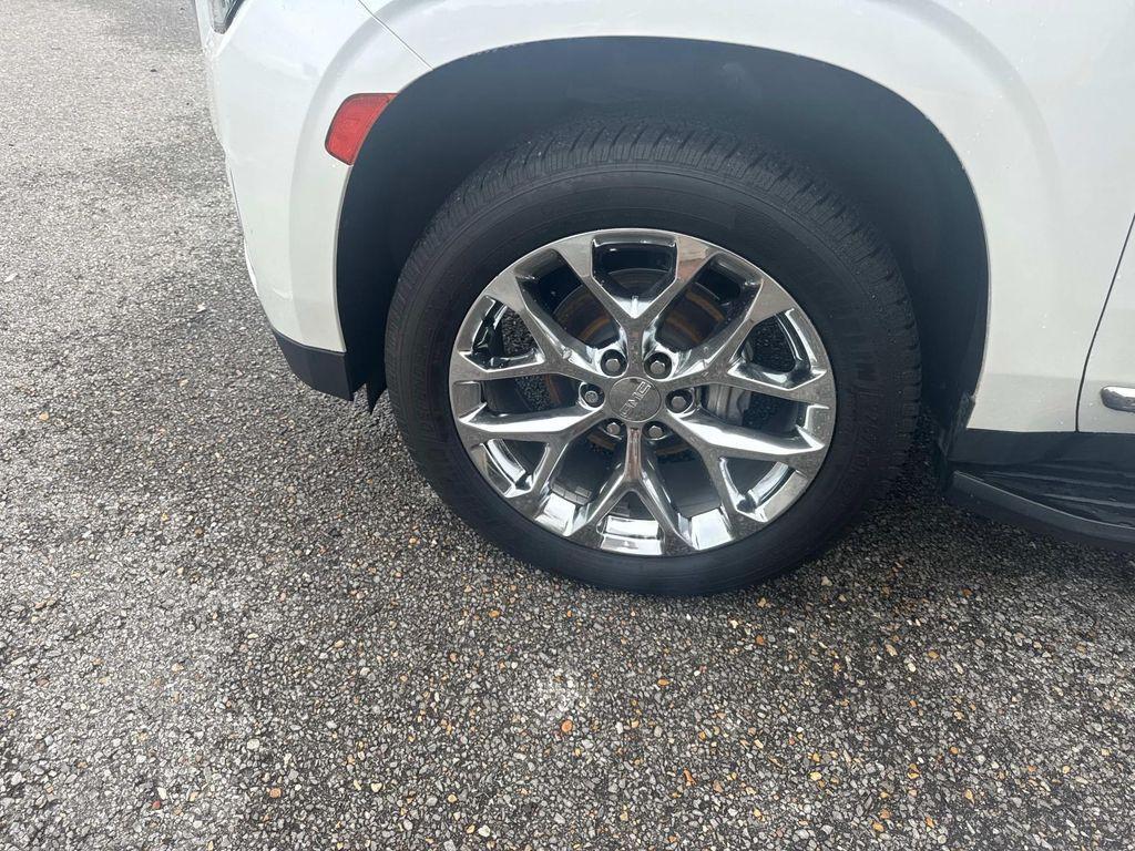 used 2021 GMC Yukon XL car, priced at $41,668