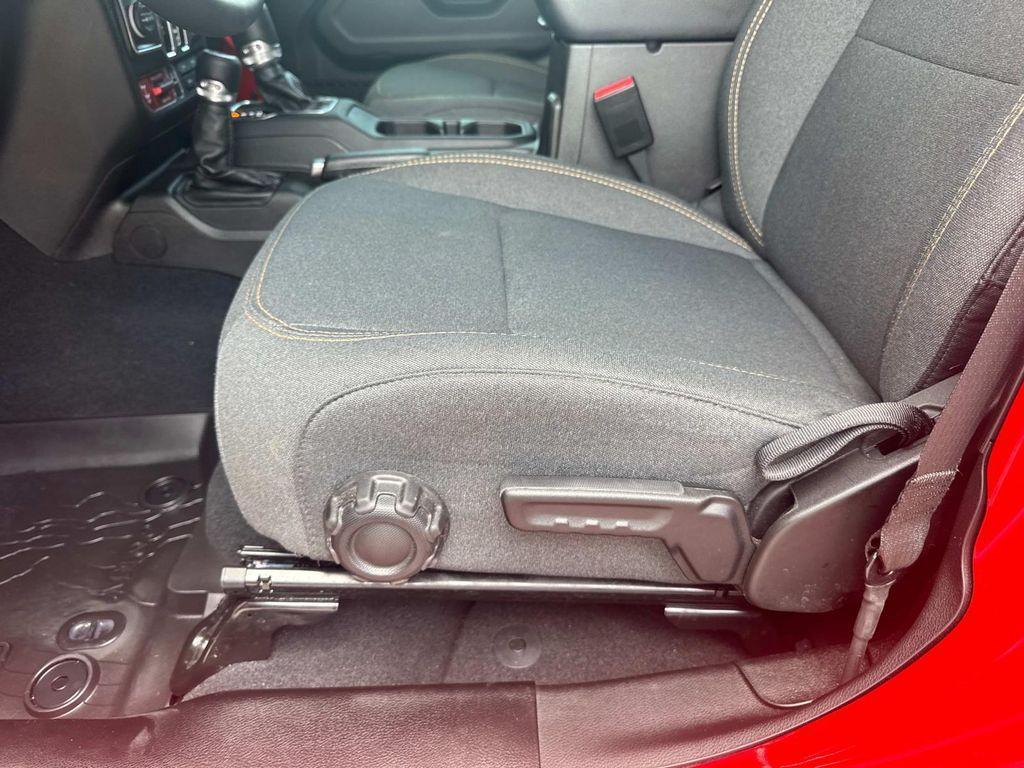 used 2024 Jeep Gladiator car, priced at $39,827