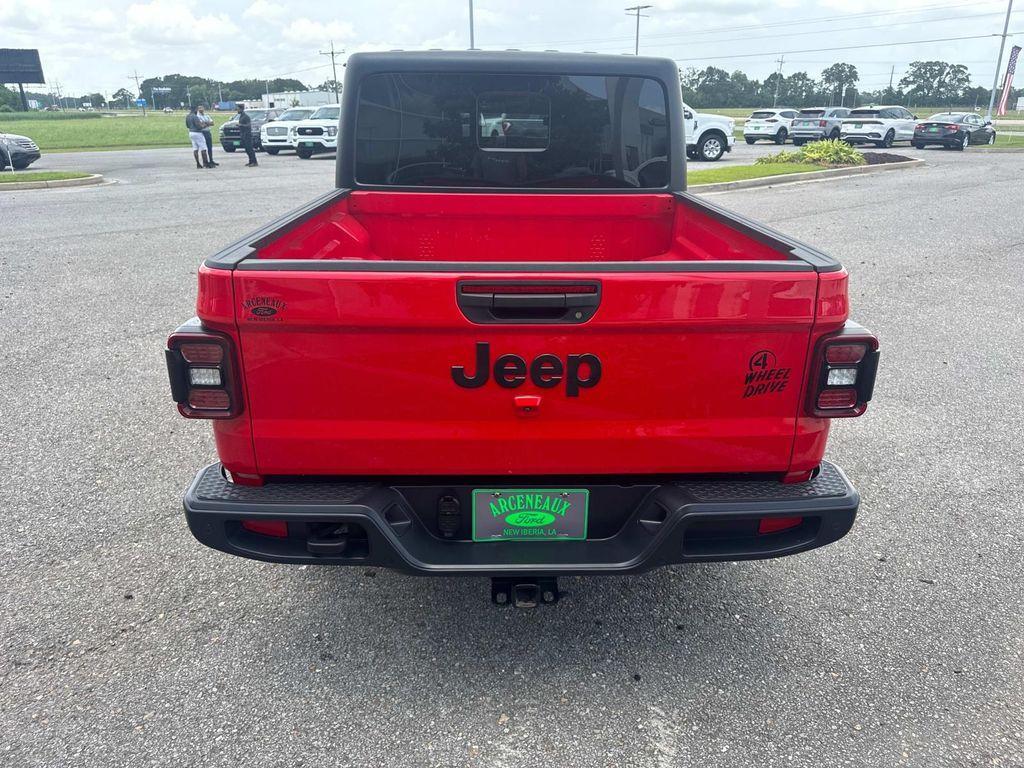 used 2024 Jeep Gladiator car, priced at $39,827