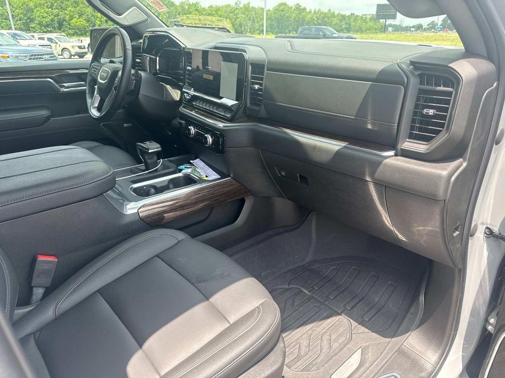 used 2024 GMC Sierra 1500 car, priced at $23,889