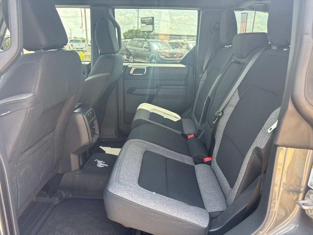 new 2025 Ford Bronco car, priced at $39,014
