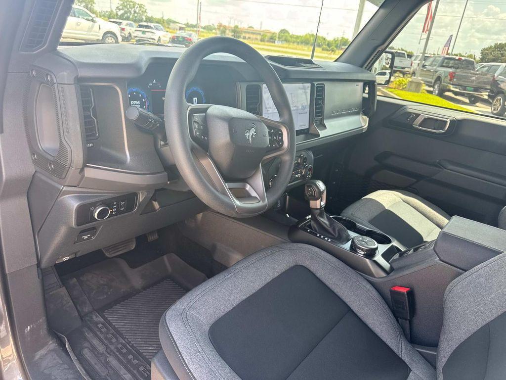 new 2025 Ford Bronco car, priced at $39,014