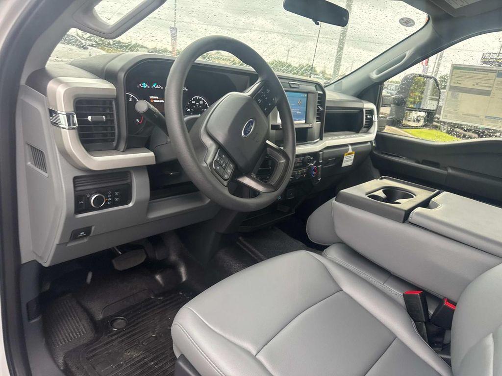 new 2025 Ford F-250 car, priced at $70,120