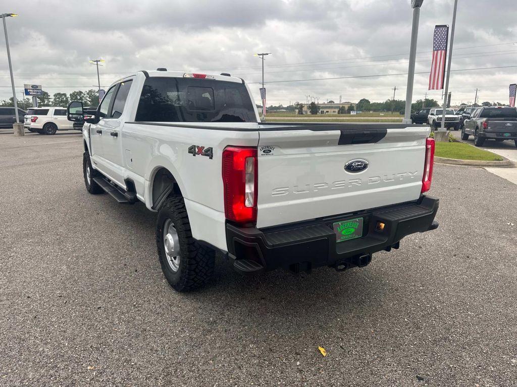 new 2025 Ford F-250 car, priced at $70,120