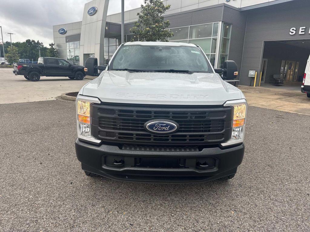 new 2025 Ford F-250 car, priced at $70,120