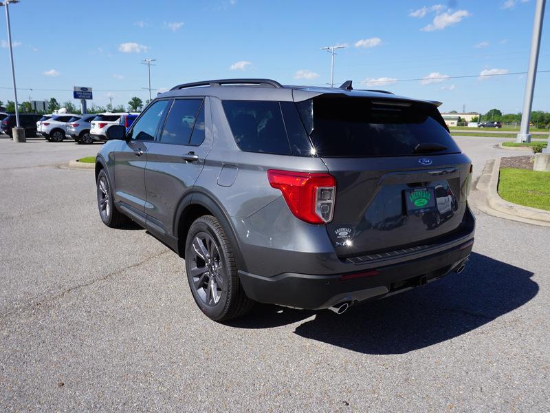 new 2024 Ford Explorer car, priced at $44,320