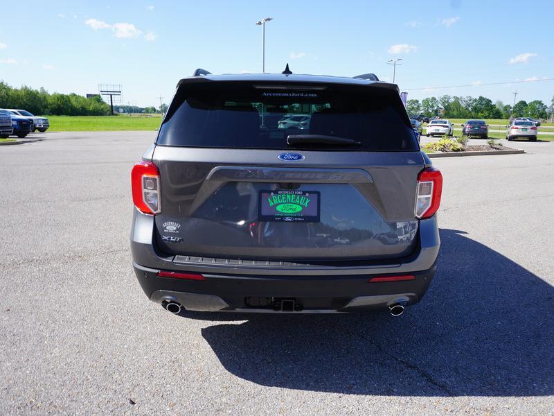 new 2024 Ford Explorer car, priced at $44,320