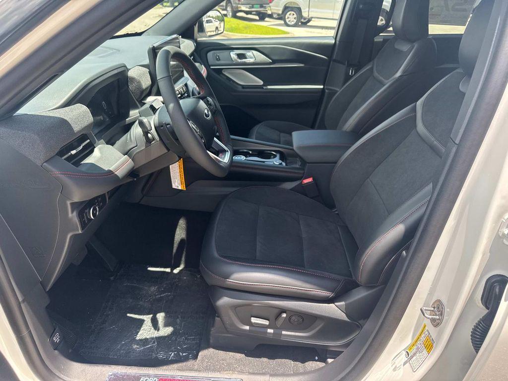 new 2025 Ford Explorer car, priced at $57,816