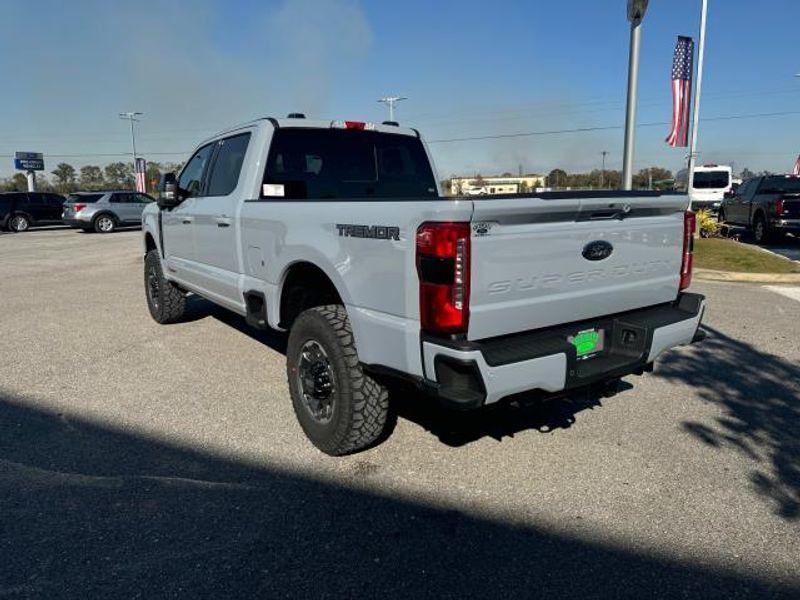 new 2024 Ford F-250 car, priced at $90,670