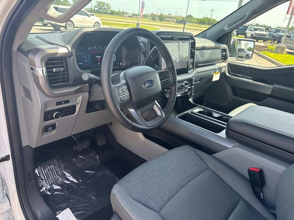 new 2025 Ford F-150 car