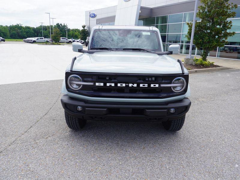 new 2024 Ford Bronco car, priced at $51,595