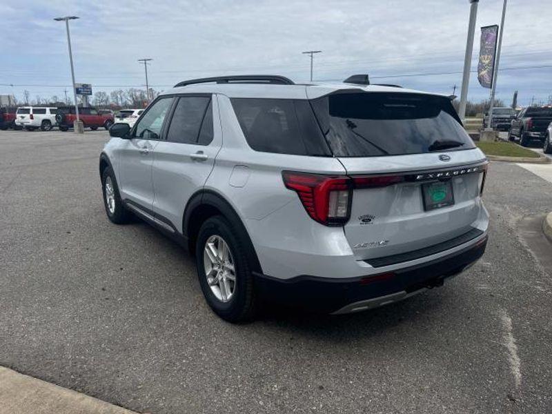 new 2025 Ford Explorer car, priced at $44,810