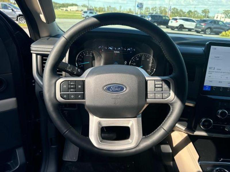 new 2024 Ford Expedition car, priced at $63,950