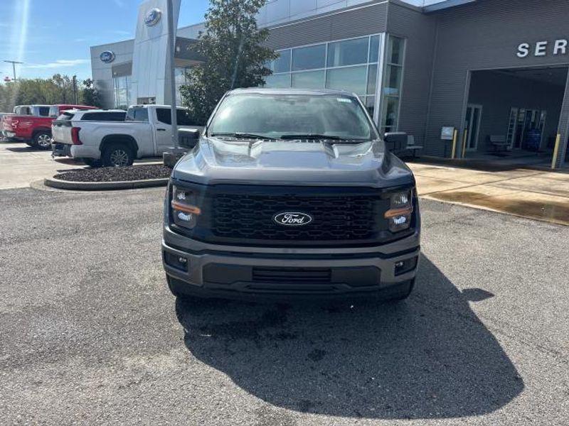 new 2025 Ford F-150 car, priced at $48,009