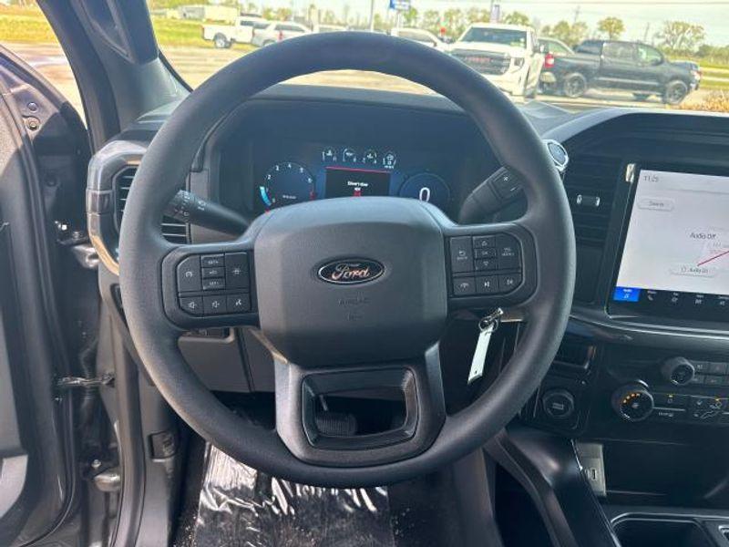 new 2025 Ford F-150 car, priced at $48,009