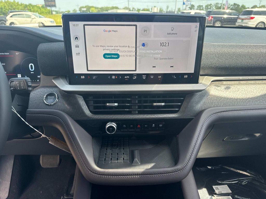 new 2025 Ford Explorer car