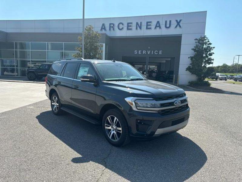 new 2024 Ford Expedition car, priced at $64,120