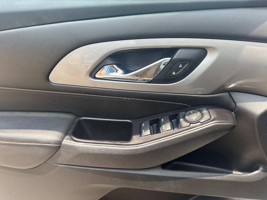 used 2020 Chevrolet Traverse car, priced at $22,126