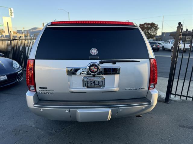 used 2011 Cadillac Escalade ESV car, priced at $10,995