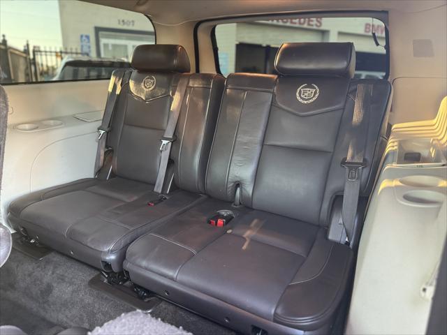 used 2011 Cadillac Escalade ESV car, priced at $10,995