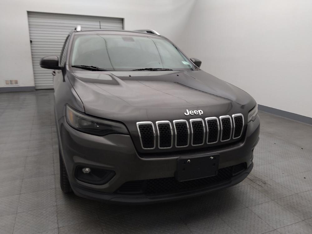 used 2019 Jeep Cherokee car, priced at $17,695