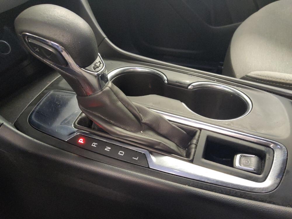 used 2022 Chevrolet Equinox car, priced at $17,995