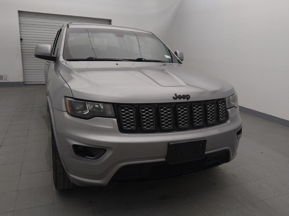 used 2018 Jeep Grand Cherokee car, priced at $16,795