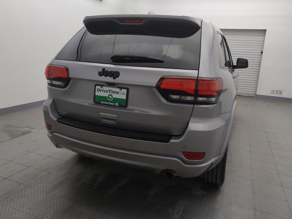 used 2018 Jeep Grand Cherokee car, priced at $16,795