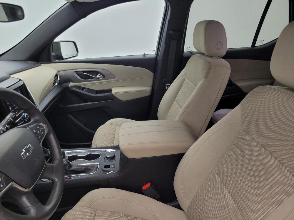 used 2022 Chevrolet Traverse car, priced at $31,495