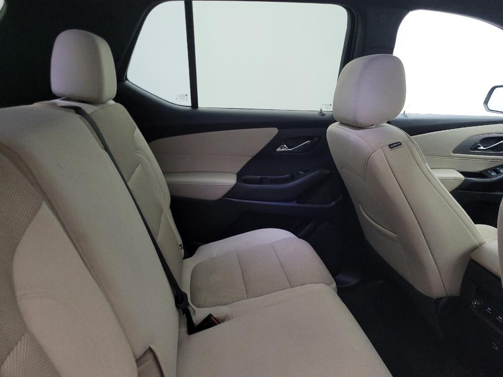 used 2022 Chevrolet Traverse car, priced at $31,495