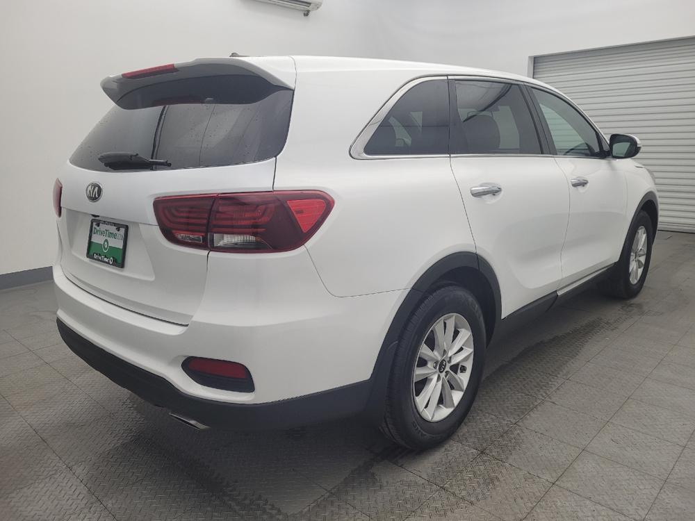 used 2019 Kia Sorento car, priced at $16,095