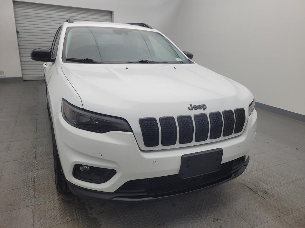 used 2023 Jeep Cherokee car, priced at $24,395