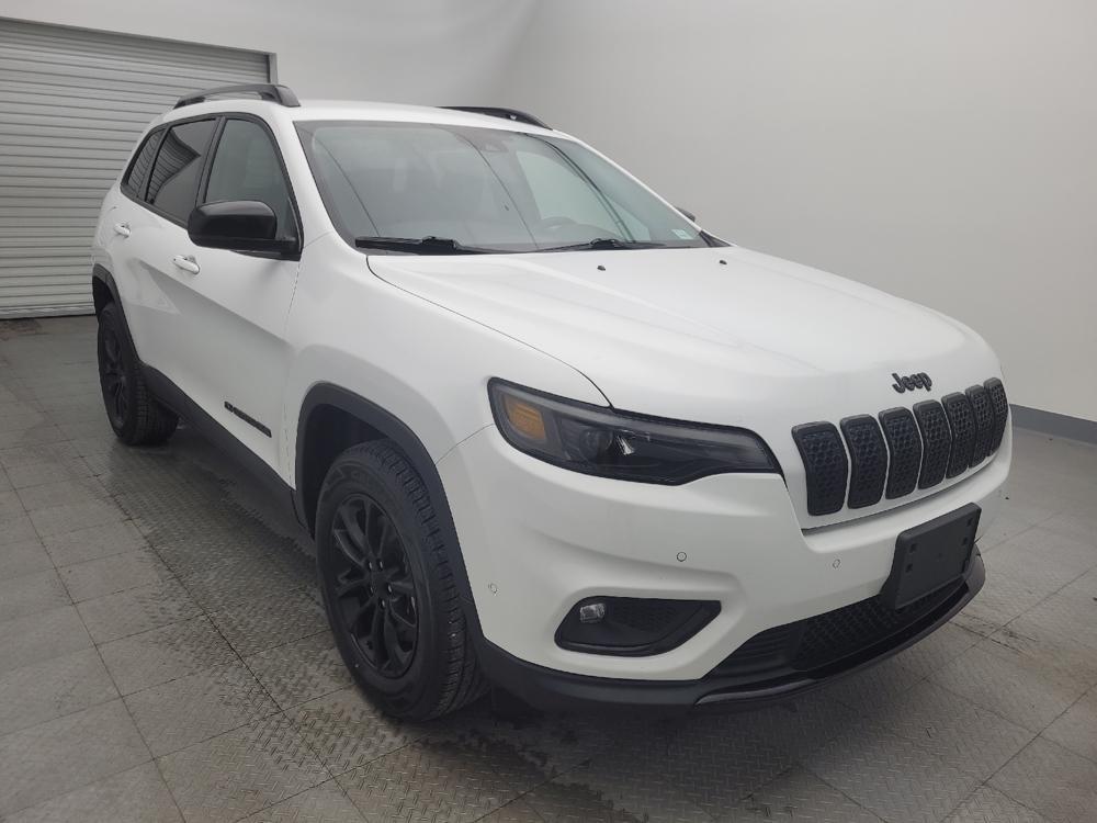 used 2023 Jeep Cherokee car, priced at $24,395