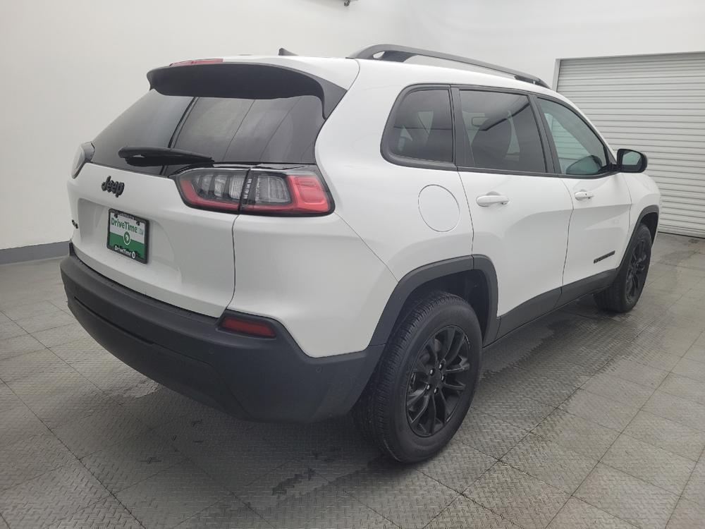 used 2023 Jeep Cherokee car, priced at $24,395